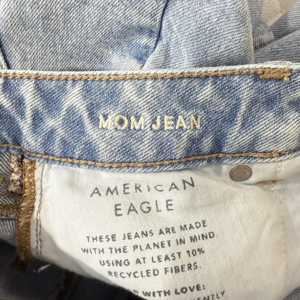 American Eagle Mom Jeans Stretch Light Wash Tapered Women's Size 0 - Picture 15 of 15